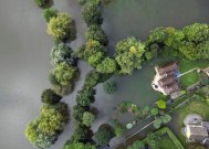 英国天气:英国气象局发布暴雨预警时的小时地图